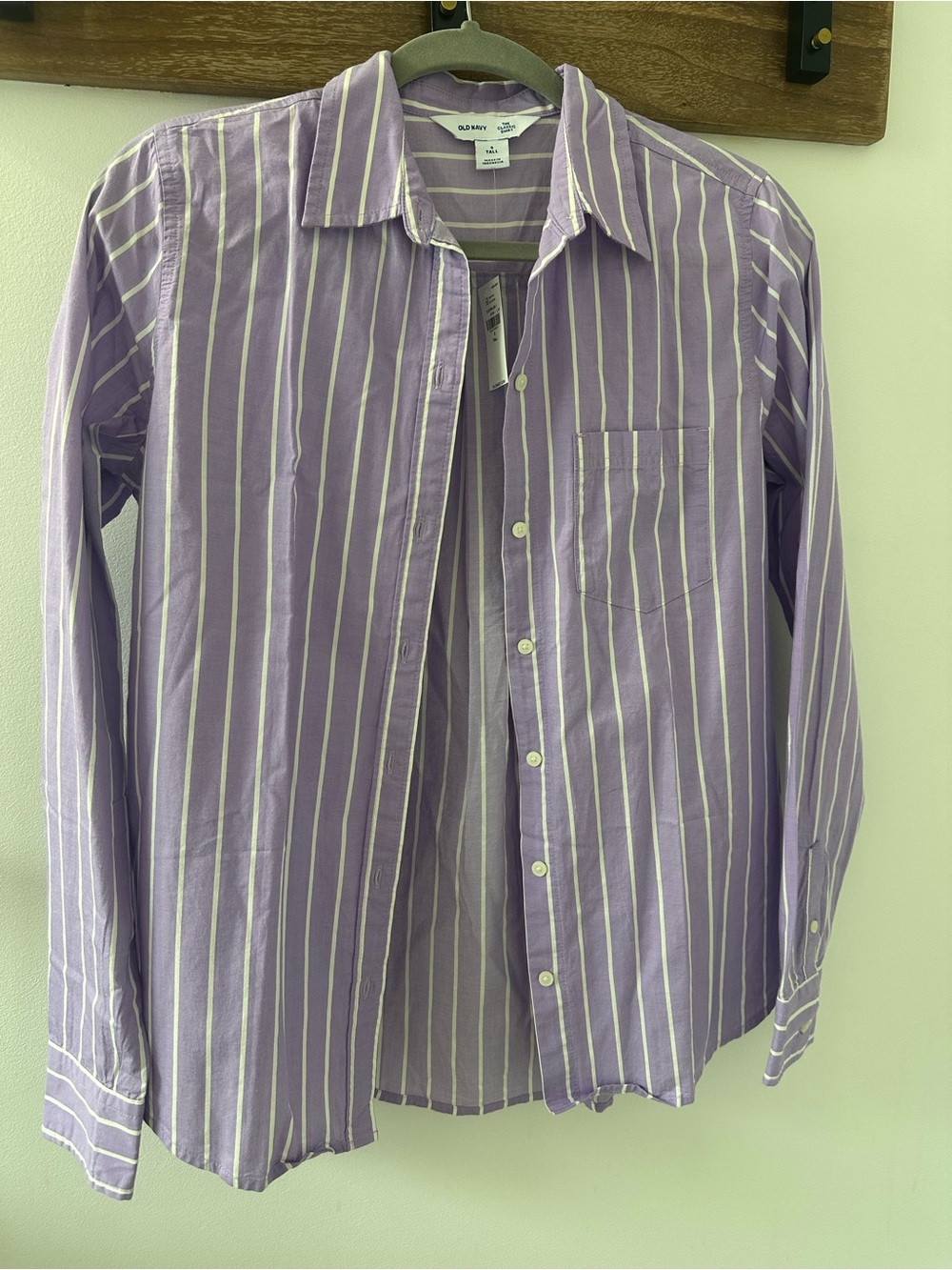 Old Navy Classic Button-Down Shirt